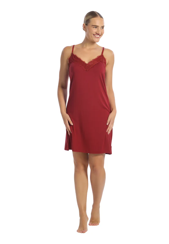Nachtjurk Met Kant 60487 2302 velvet red - Image 3