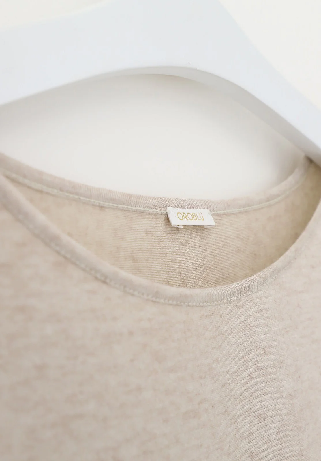 Perfect Line Cashmere - T-Shirt Long Sleeve VOBT67055 1600 Beige - Image 2